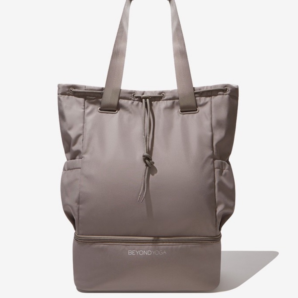 Beyond yoga convertible bag